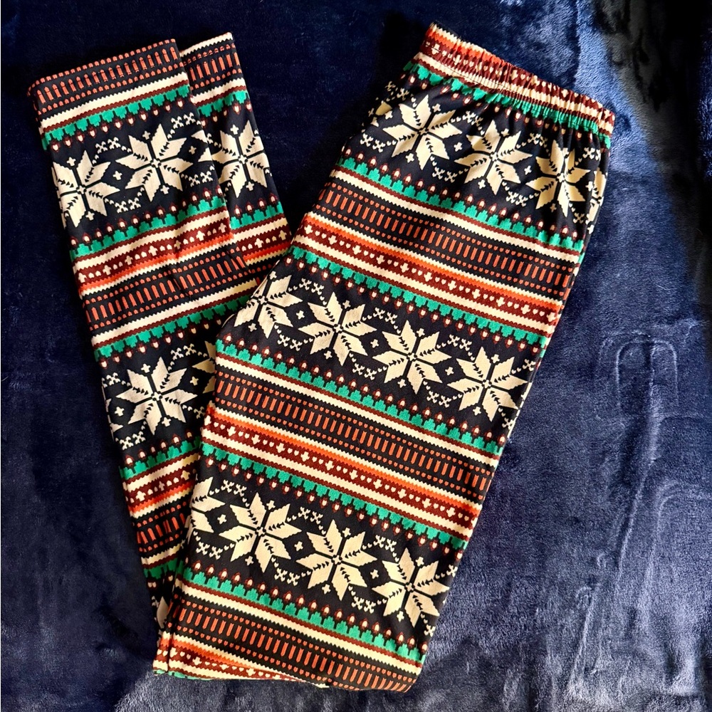 Festive Snowflake Patterned Leggings